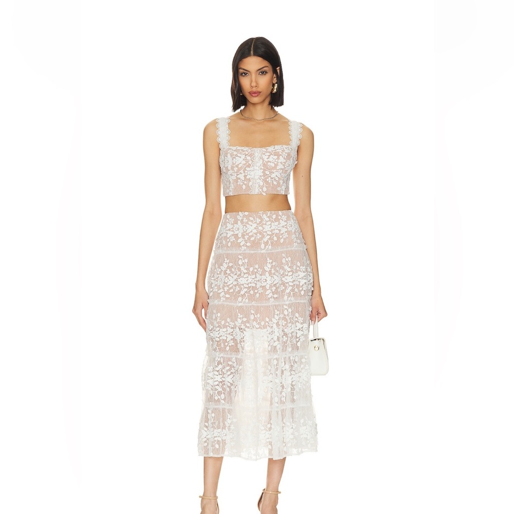 Bronx and Banco Megan White Floral Skirt Set